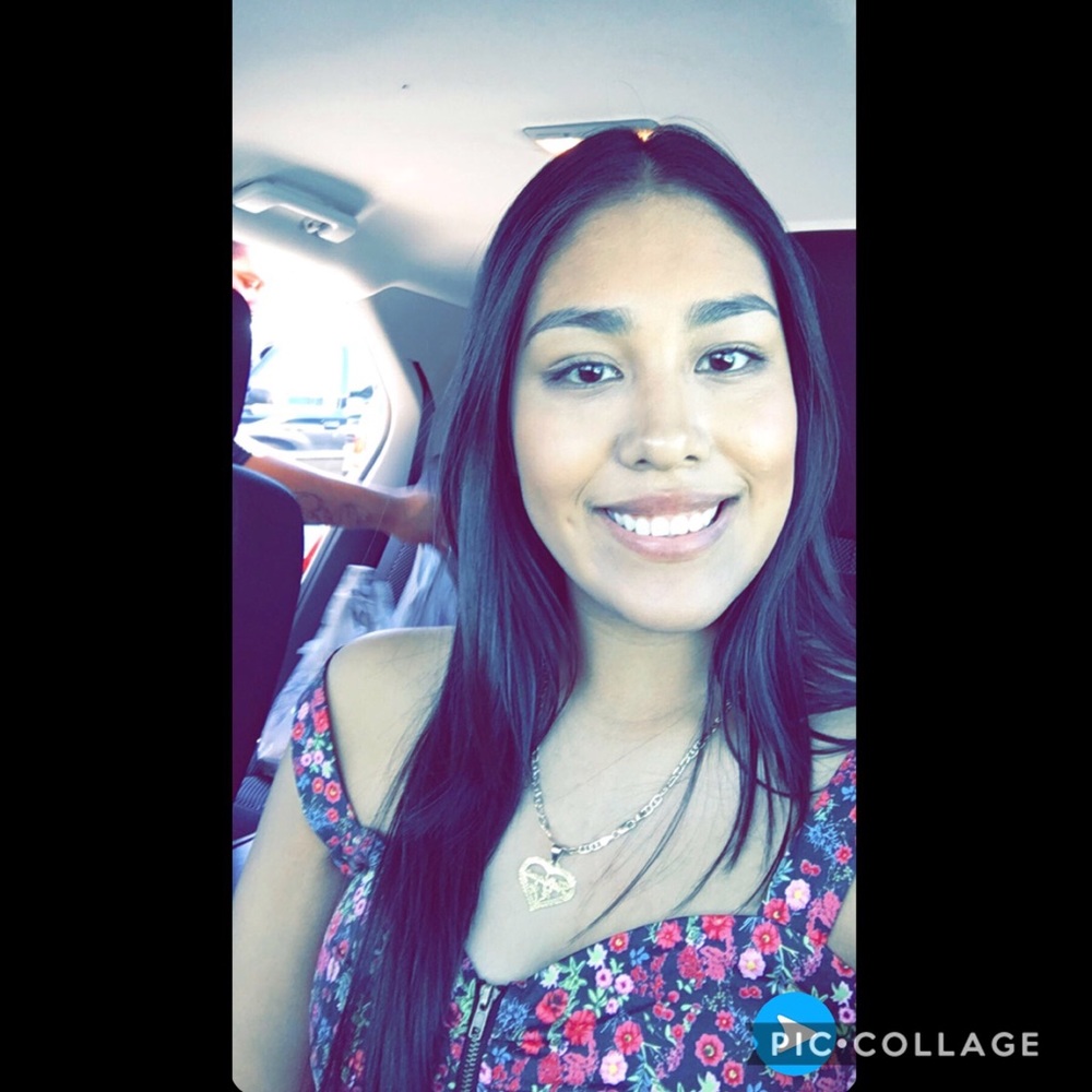 Meet your Posher, Adrianna